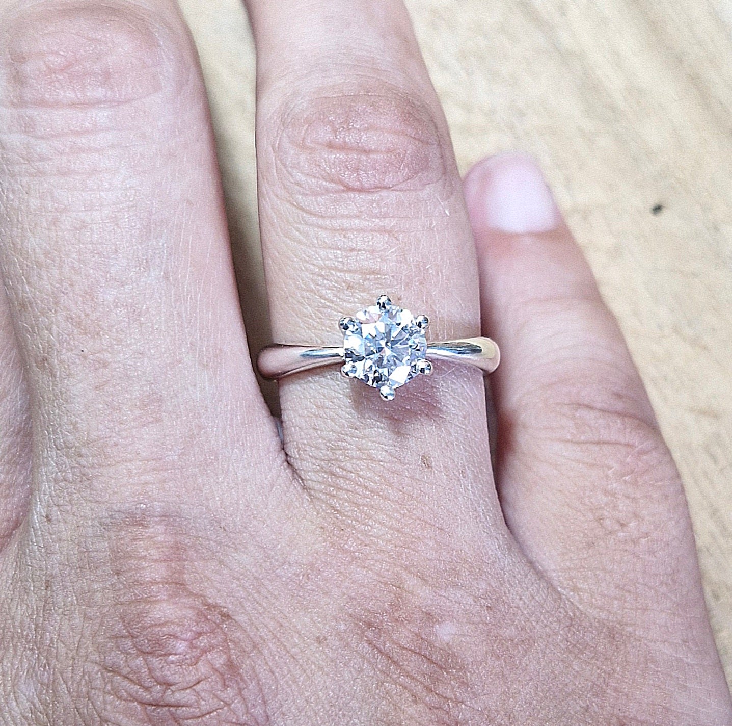 Bague solitaire moissanite