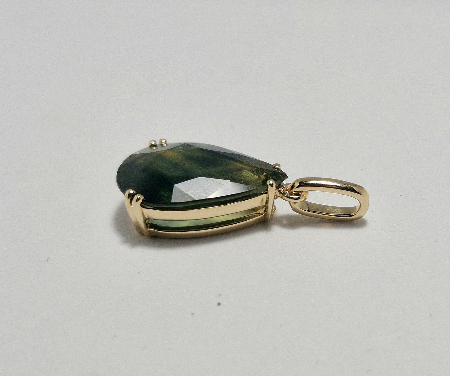 Safire Anhänger in Gelbgold 18K. Zertifiziert