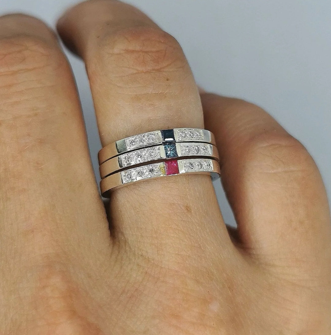 Saphir Ring mit 6 Diamanten