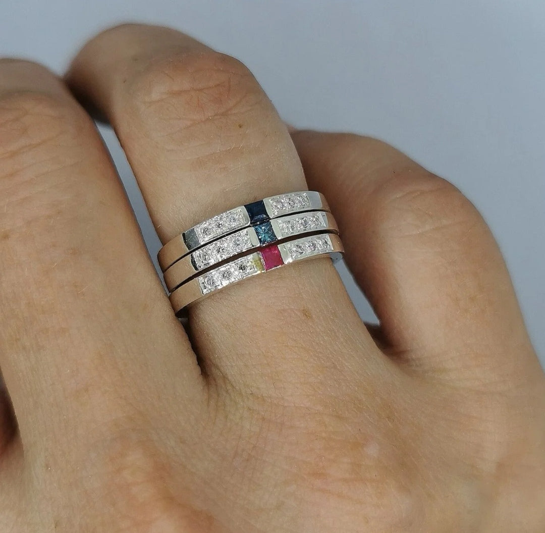 Saphir Ring mit 6 Diamanten