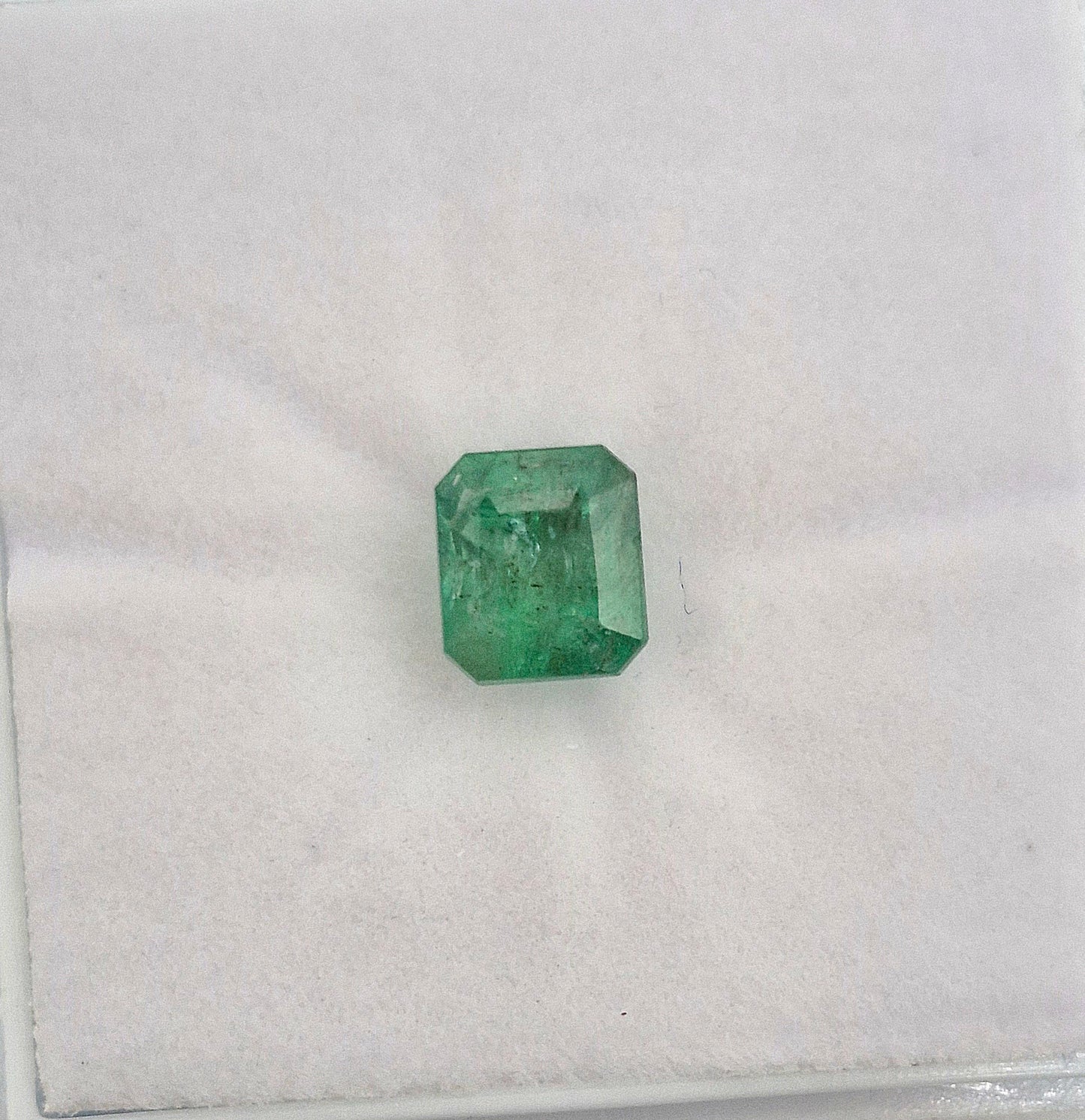 Smaragd 1.96ct. Mit Zertifikat