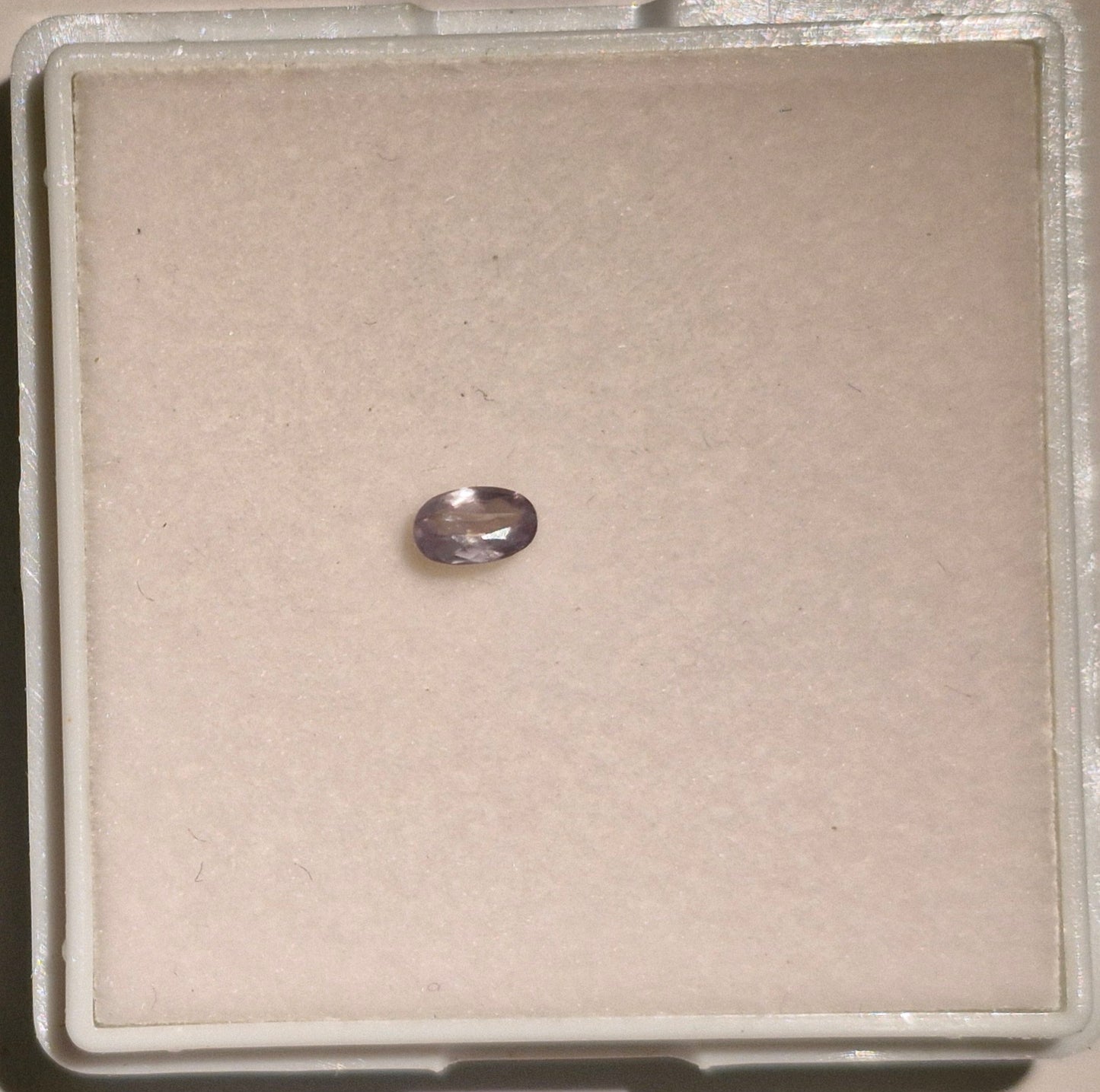 Alexandrit 0.21ct. Mit Zertifikat