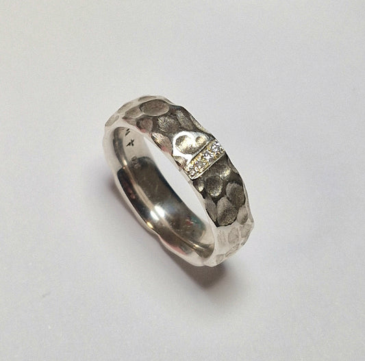 Silberring 925 Mondlandschaft mit 4 Diamanten – handgefertigt Unikat