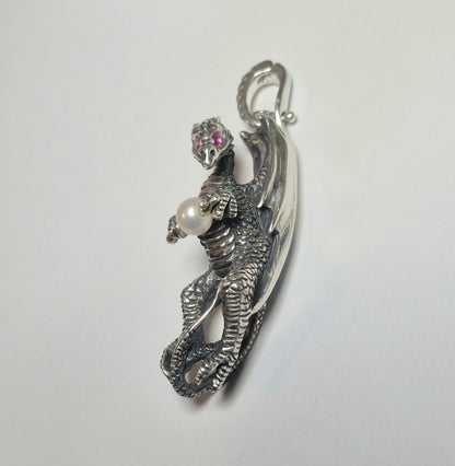 Dragon "Saphria" aux yeux diamant et saphir