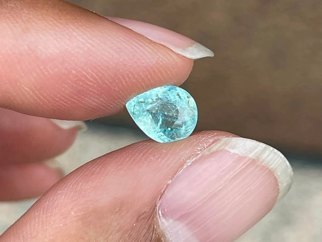 Paraiba 2.21ct. mit Zertifikat