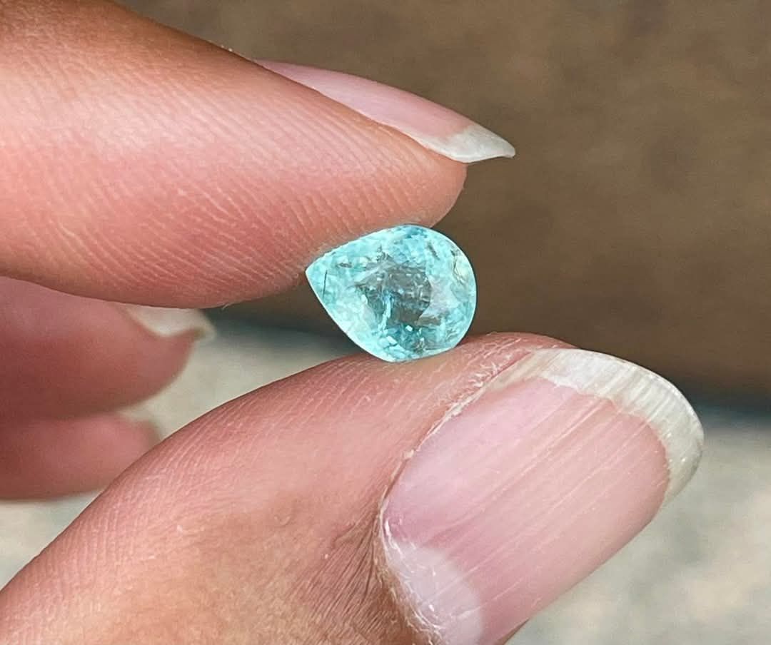 Paraiba 2.21ct. mit Zertifikat