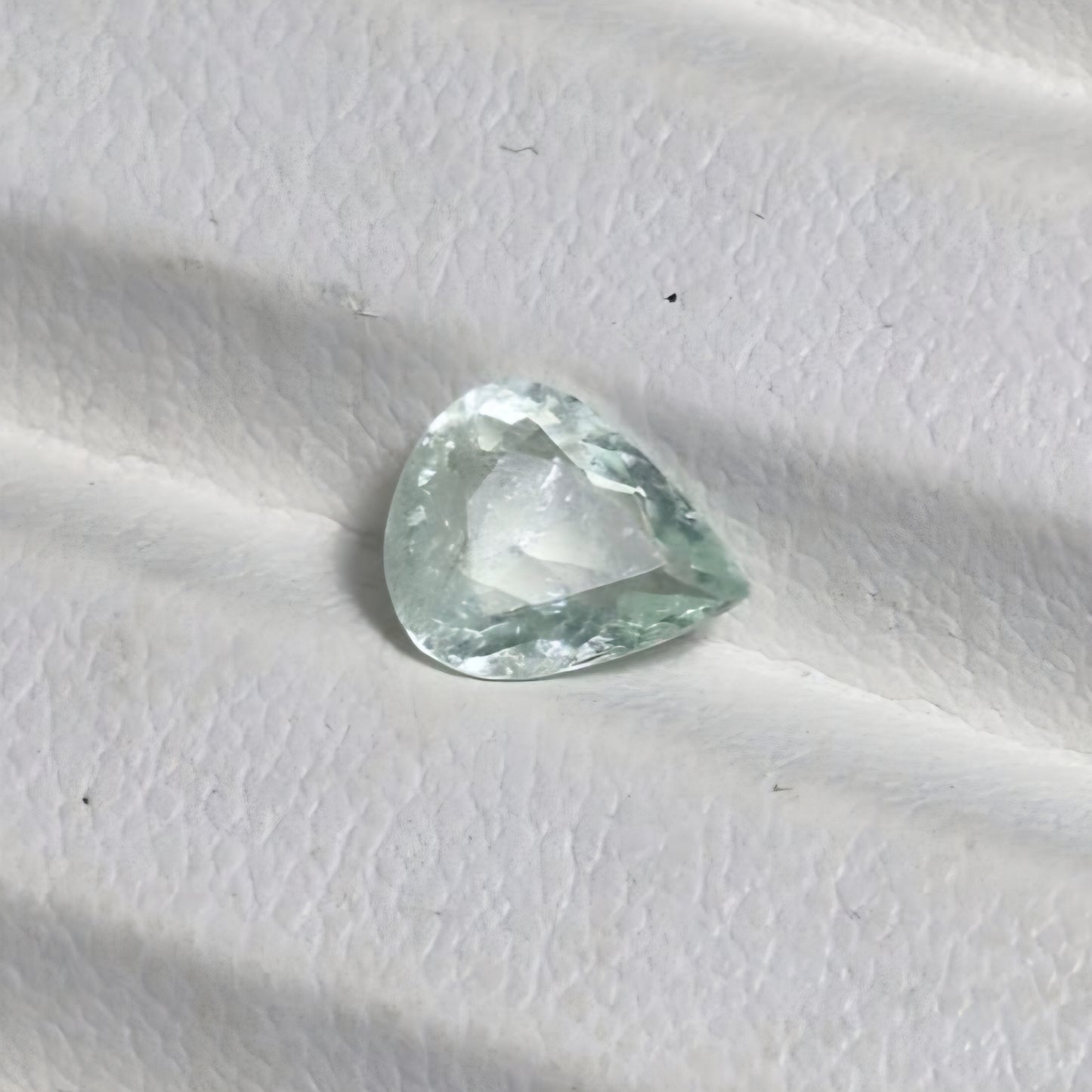 Paraiba Turmalin 1.32 ct Tropfen – Bläulich Grün, Facettiert, Zertifikat