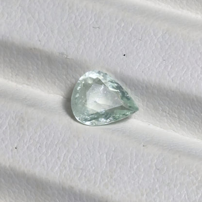 Paraiba Turmalin 1.32 ct Tropfen – Bläulich Grün, Facettiert, Zertifikat