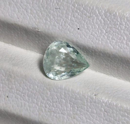 Paraiba Turmalin 1.32 ct Tropfen – Bläulich Grün, Facettiert, Zertifikat