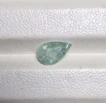 Paraiba Turmalin 1.37 ct Tropfen – Natürlich, Mosambique, Zertifikat