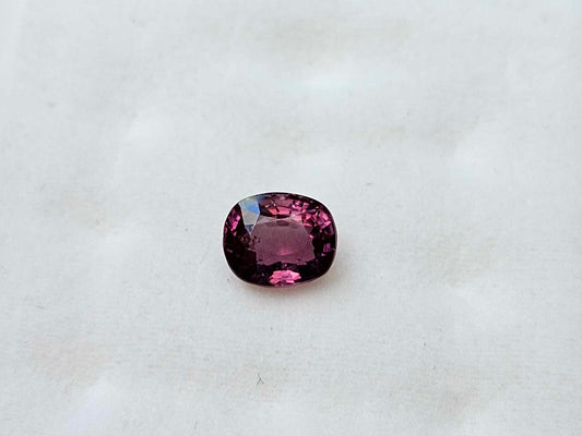 Spinelle rouge 2,02ct.