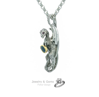 Drache "Saphria" mit Diamant Augen und Saphir