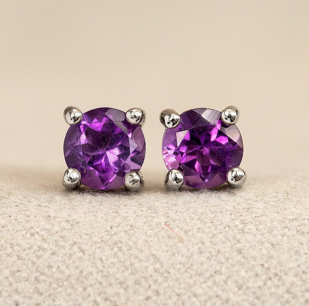 Amethyst Ohrstecker 5mm. - Jewelry & Gems - Fisher Design