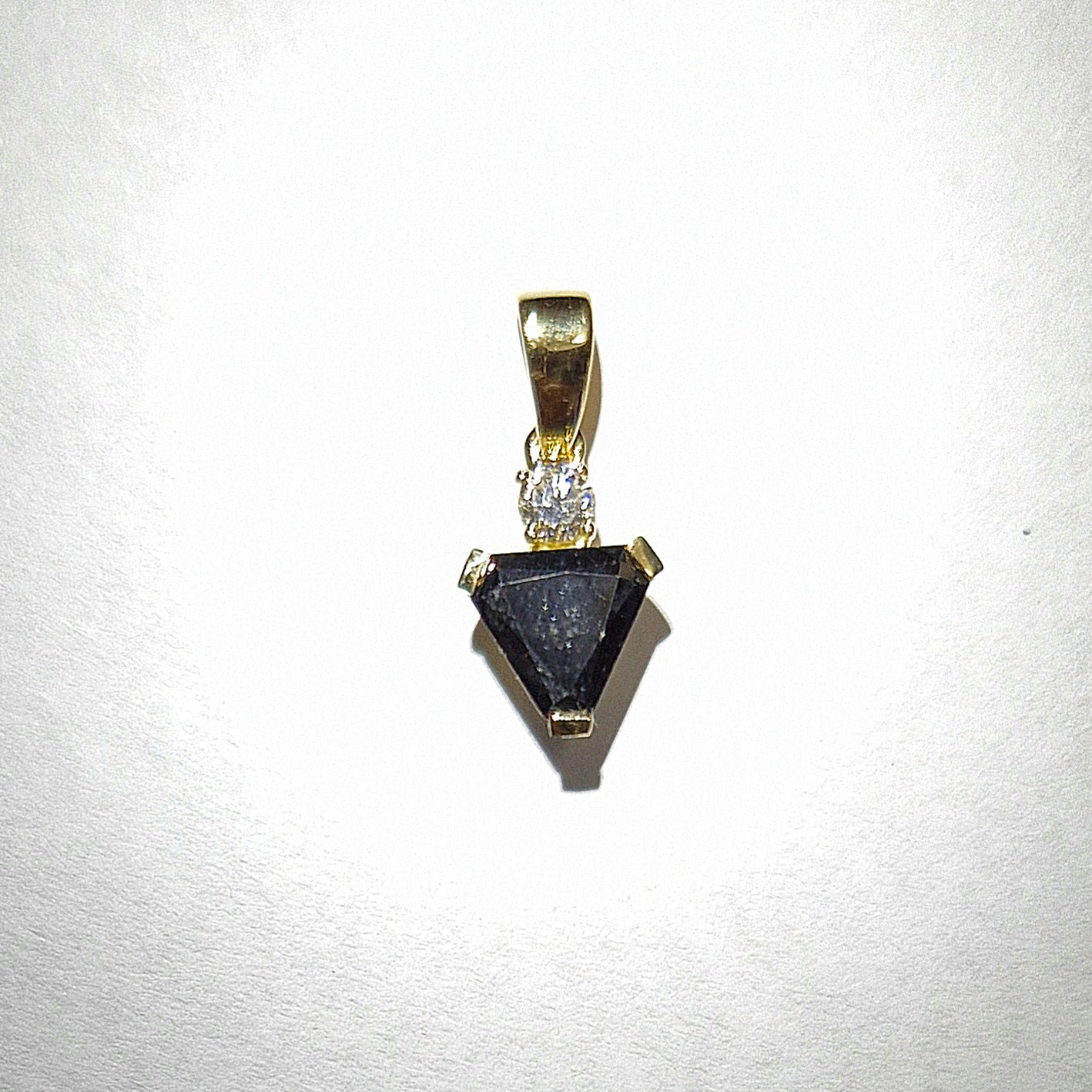 Diamant Anhänger in Gelbgold 750 - Jewelry & Gems - Fisher Design