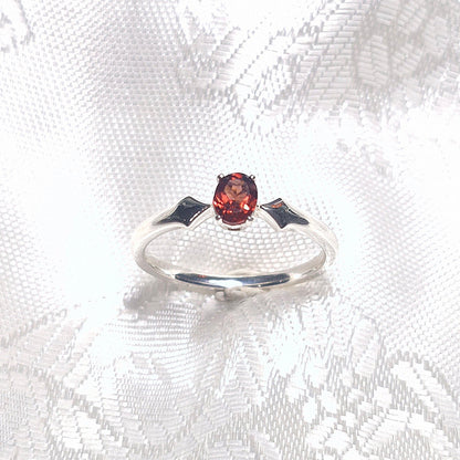 Granat Ring - Jewelry & Gems - Fisher Design