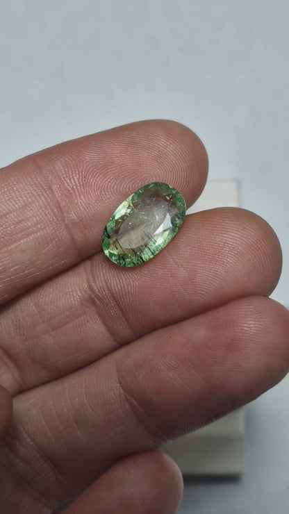 Paraiba Turmalin 3.25ct mit Nadeln, JGTL Zertifikat