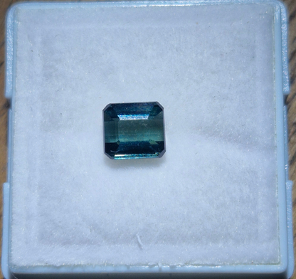 Natürlicher Turmalin 1.22ct petrolblau | Smaragdschliff | GCL Zertifikat