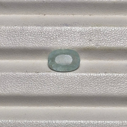 Paraiba Turmalin 2.86ct oval, hellblau, JGTL Zertifikat