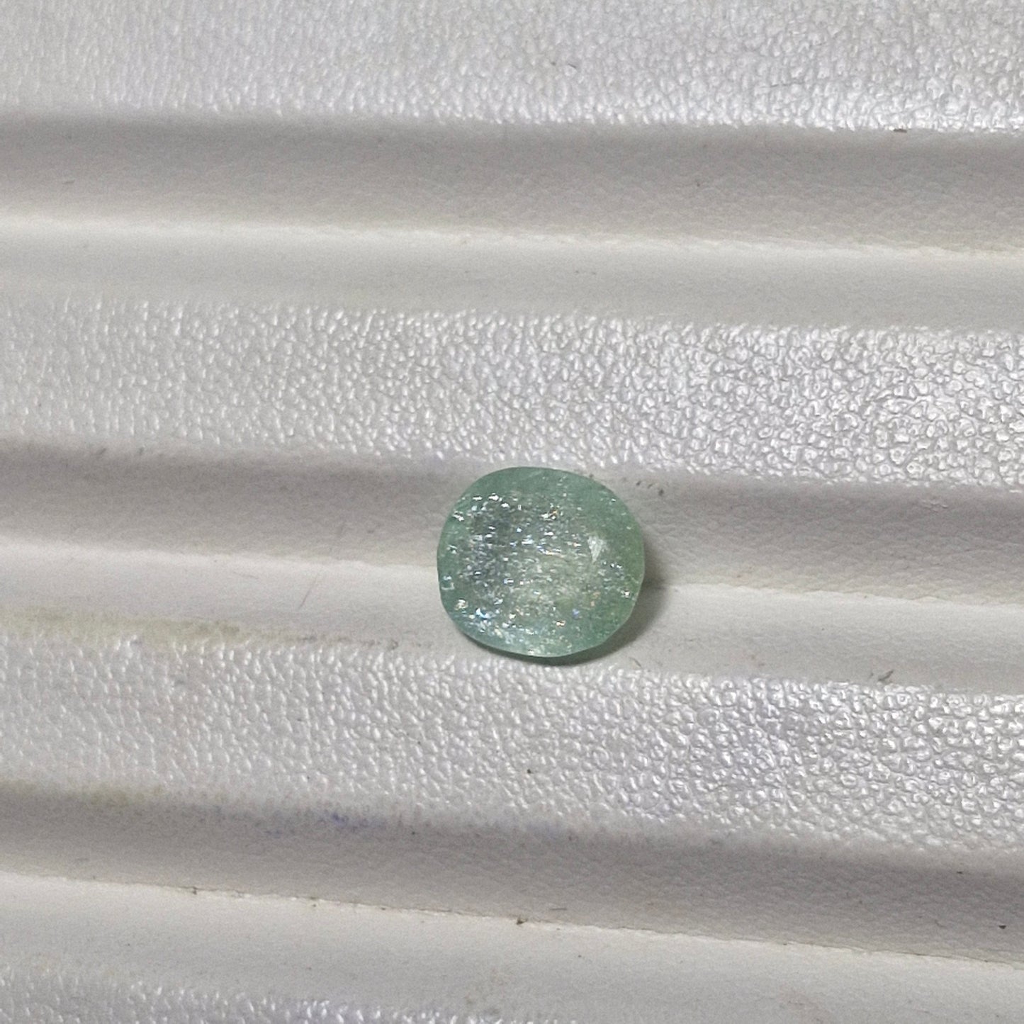 Paraiba Turmalin 3.00ct oval, grünlich-blau, JGTL Zertifikat