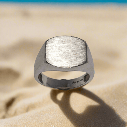 Siegel Ring mit gewünschter Lasergravur (Motive, Symbole, Wappen, ect.) - Jewelry & Gems - Fisher Design