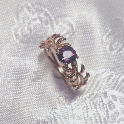 Spinel Ring in Rotgold 750 floral - Jewelry & Gems - Fisher Design
