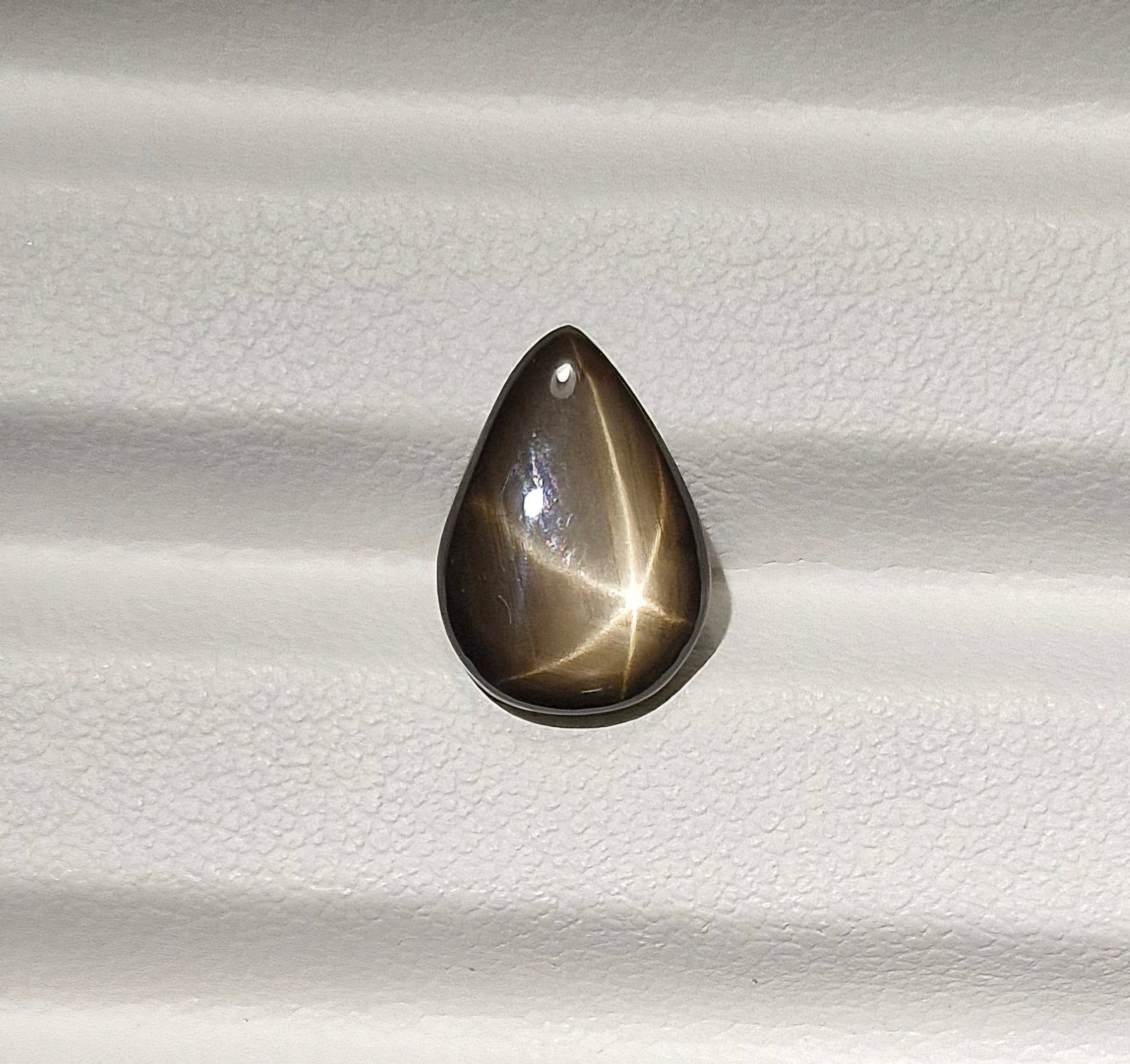 Sternsaphire schwarz 3.73ct. - Jewelry & Gems - Fisher Design