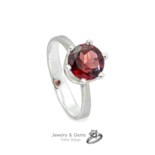 Garnet ring 8mm.