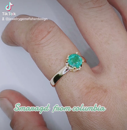 Bague émeraude en or 750