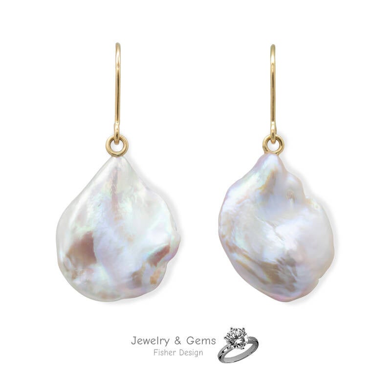 Pearl earrings in yellow gold 750